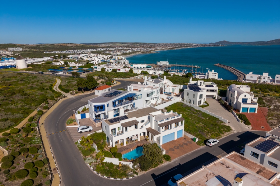 4 Bedroom Property for Sale in Paradise Beach Western Cape